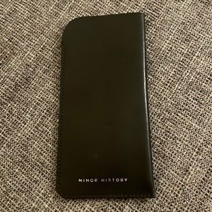 Minor History Looker Leather Glasses Case in Black